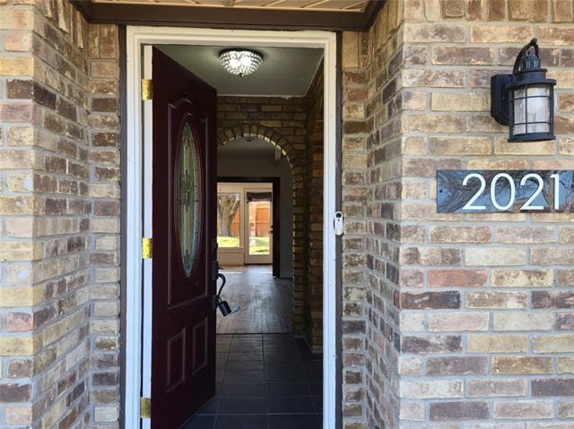 Building Photo - 2021 Aliso Rd