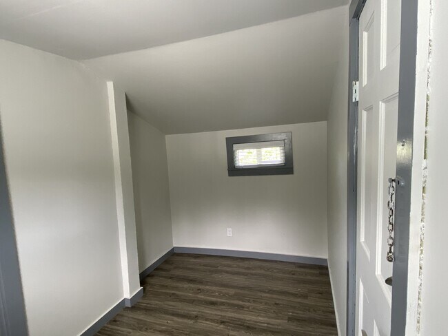 Building Photo - 2120 15th St