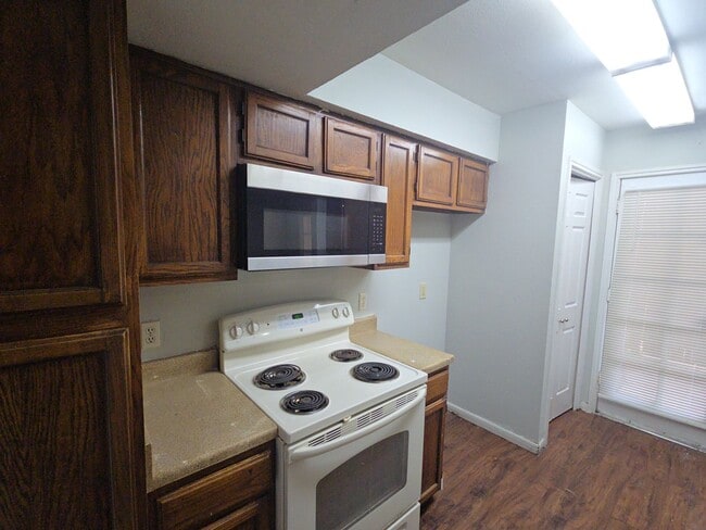 Building Photo - 14600 Fonmeadow Dr