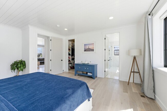 Building Photo - 11716 Meeks Ct