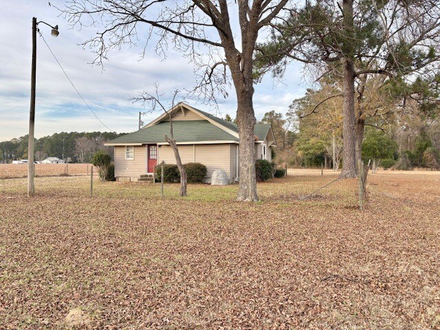 Building Photo - 1105 Weaver St