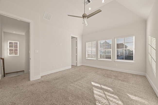 Building Photo - 9663 Kings Cross Station