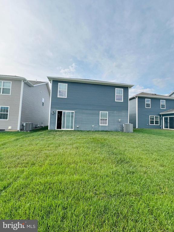 Building Photo - 108 Charing Cross Dr