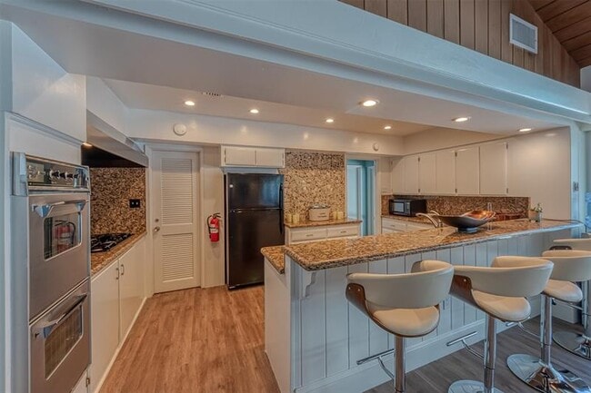 Building Photo - 1956 S Ocean Ln