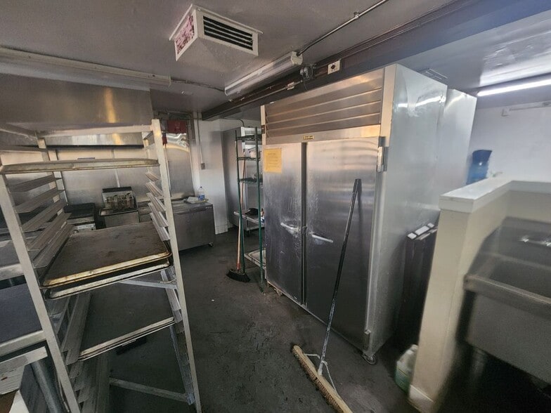 Building Photo - 26468 National Trails Hwy