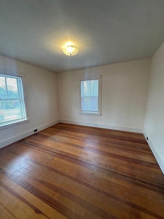 Building Photo - 70 Adams St