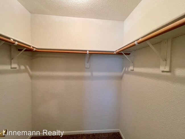 Building Photo - 3 br, 2.5 bath House - 4008 Sunflower Drive