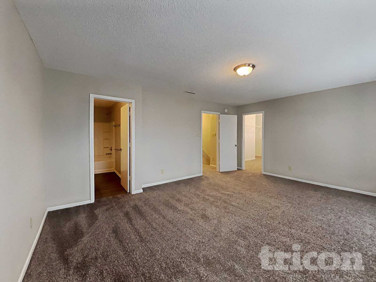 Building Photo - 2875 Ludwig Dr