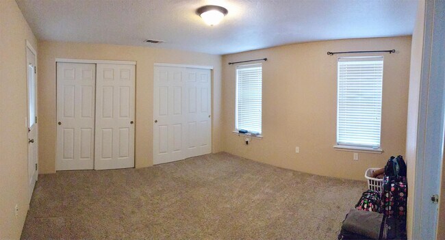 Building Photo - 436 Crystal Dr