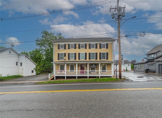 Building Photo - 141 Ward St