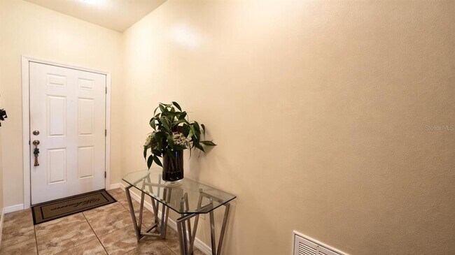 Building Photo - 4085 Shadetree Ln