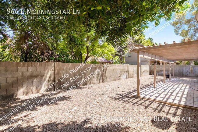 Building Photo - 966 E Morningstar Ln
