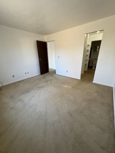 Building Photo - 8 Griffin Ct