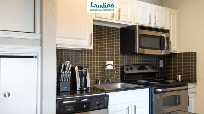 Building Photo - 14300 Tandem Blvd