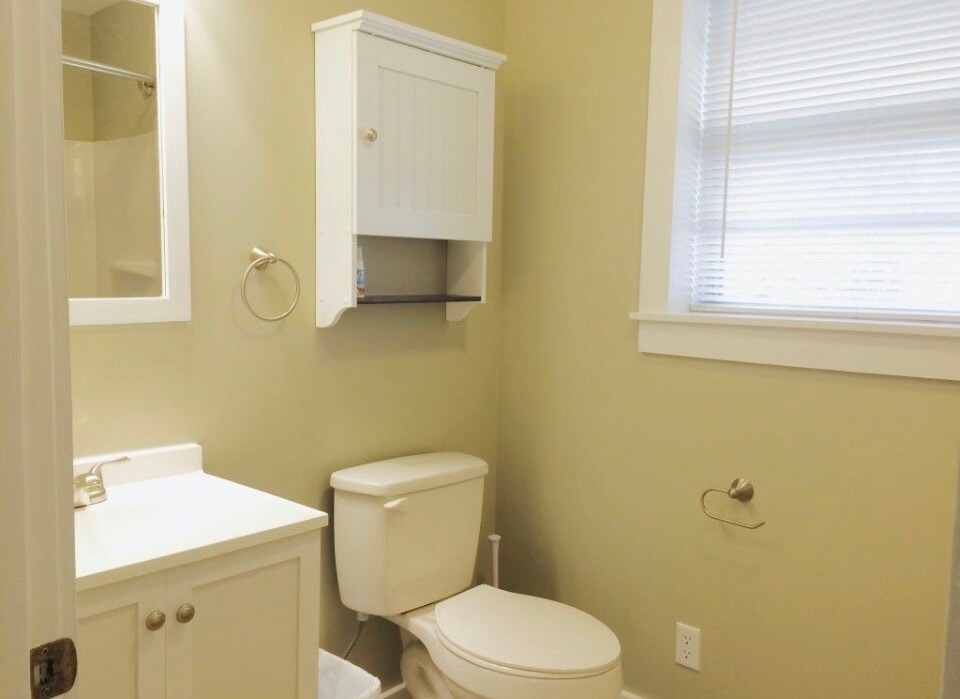 Building Photo - 1906 Dalton Pike SE