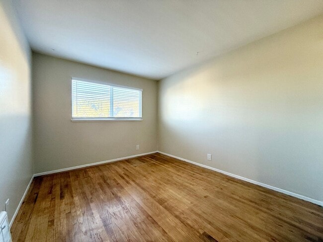 Building Photo - Coastal 3-Bed/2-Bath Home with Ocean View! ***PLEASE READ DESCRIPTION***