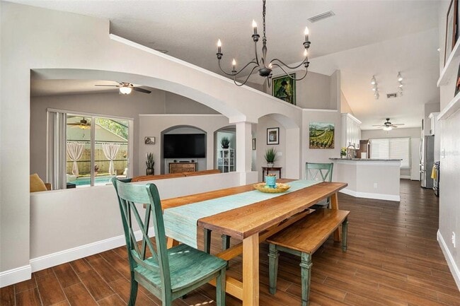 Building Photo - 7116 Colonial Lake Dr