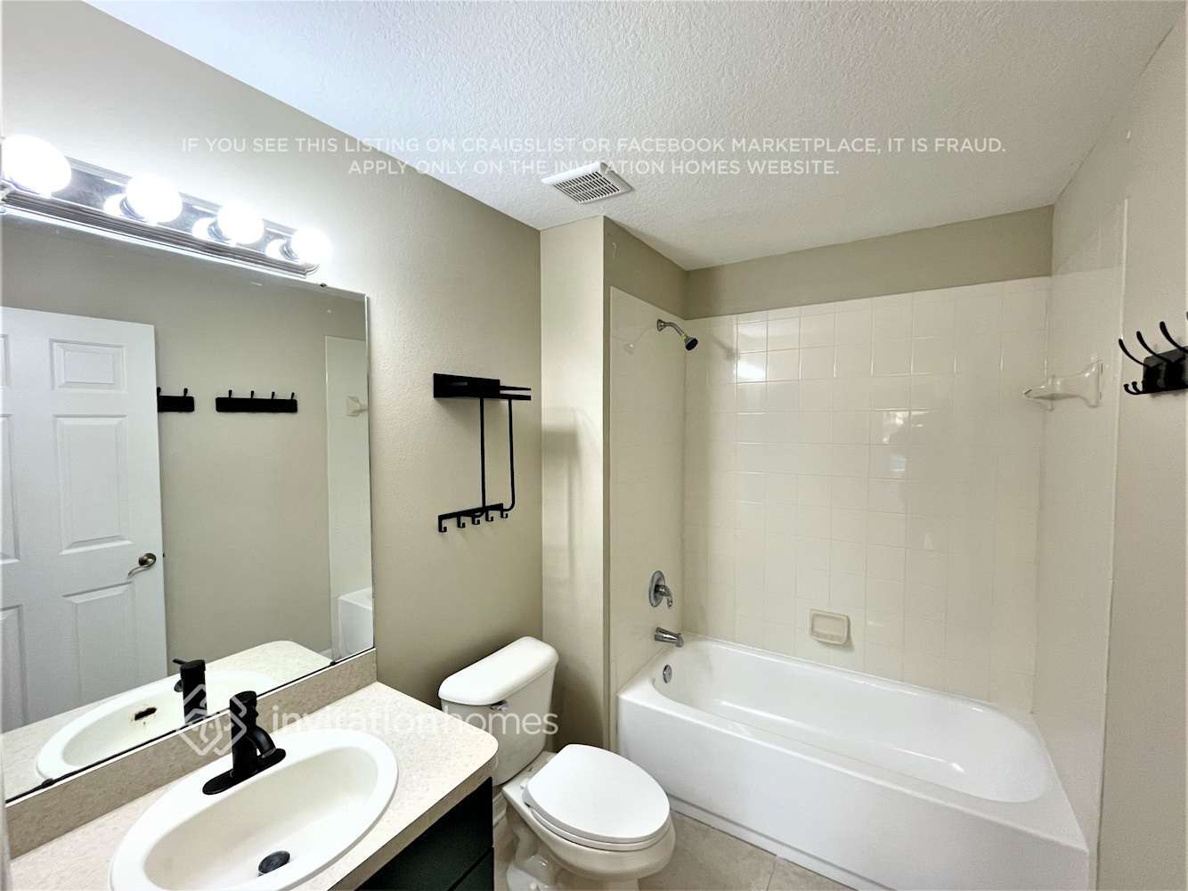 Building Photo - 6416 Bridgecrest Dr