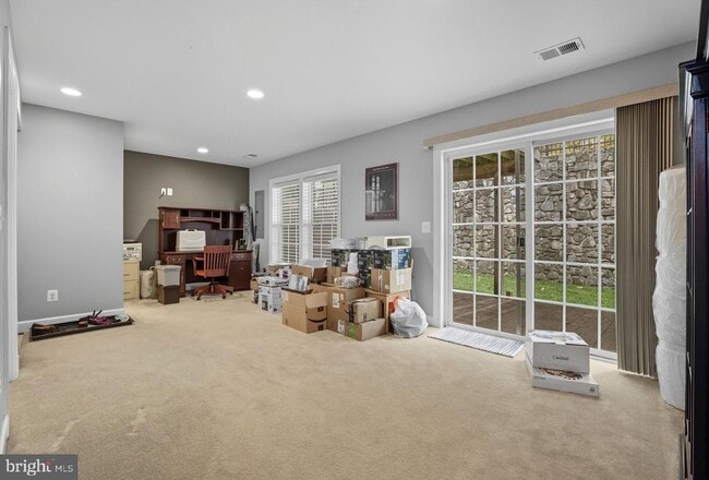 Building Photo - 20218 Center Brook Square