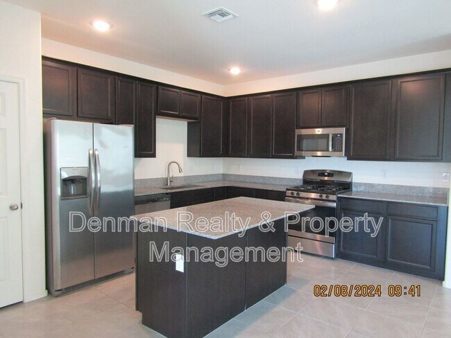 Building Photo - 225 W Tropical Dr