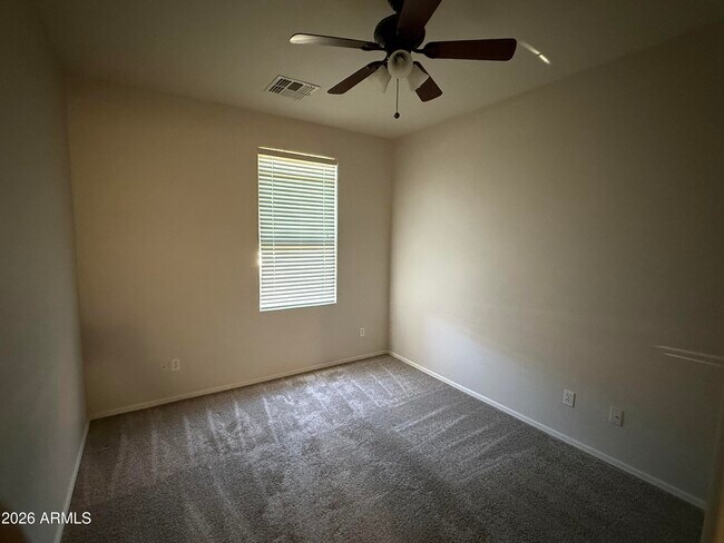 Building Photo - 2667 E Canyon Creek Dr