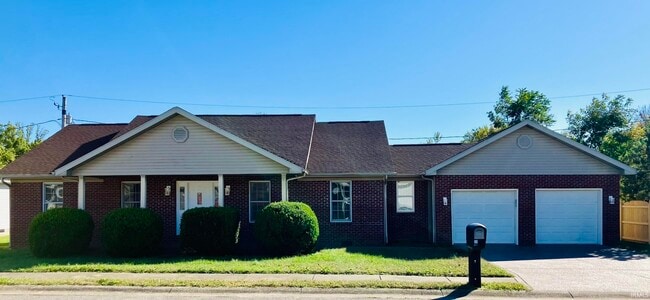 Primary Photo - 8477 Countrywood Ct