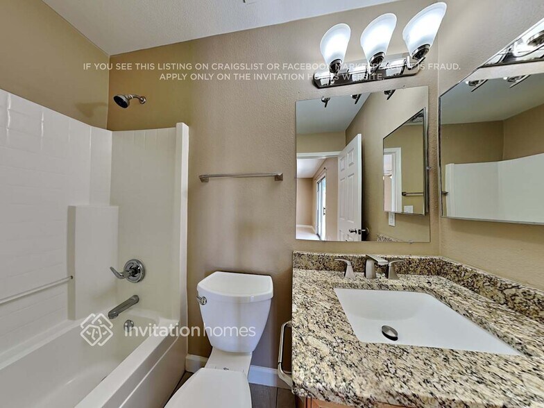 Building Photo - 15709 W Watson Ln