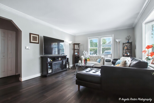 Building Photo - 37319 Granada Blvd