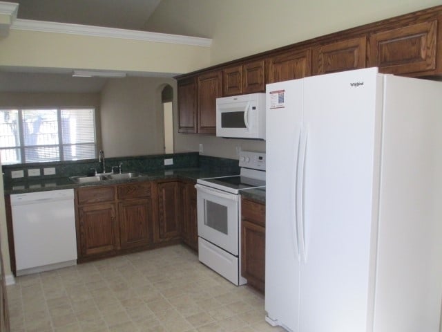 Building Photo - 2952 Majestic Oaks Ln