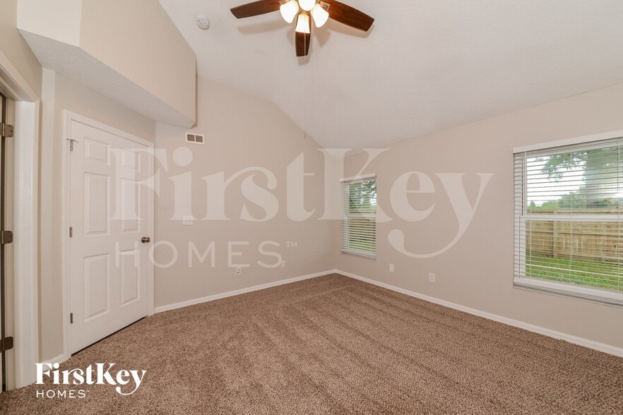 Building Photo - 7435 Oxford Garden Cir