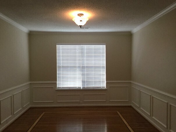 Building Photo - 10 Waterton Way
