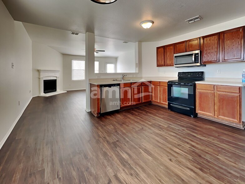 Building Photo - 1246 Yukon Dr