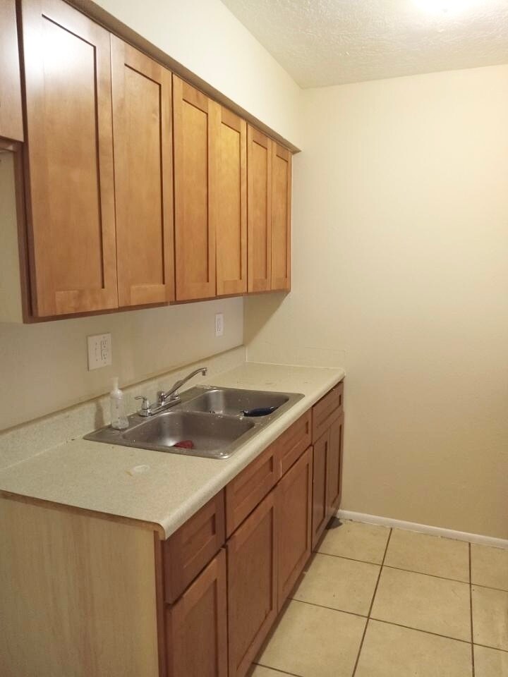 Building Photo - 5230 SE 31st St