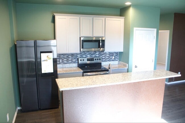 Building Photo - Butterfield Ranch