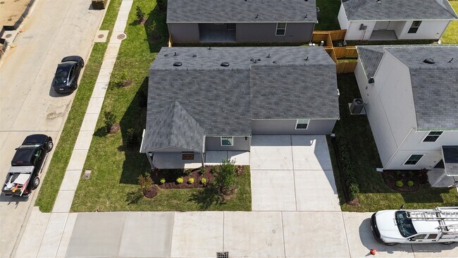 Building Photo - 30527 Bladnoch Ln