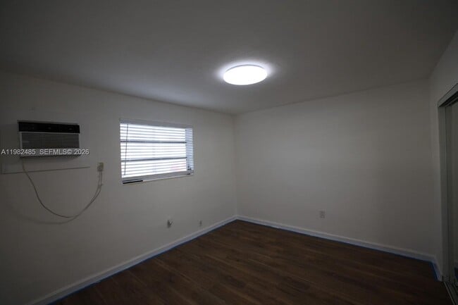 Building Photo - 7130 W 11th Ct