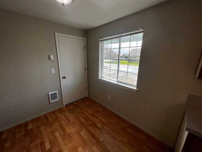 Building Photo - 210-220 N 2nd St