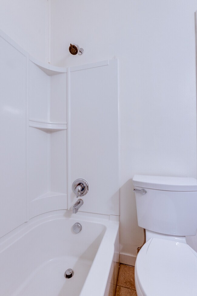 Building Photo - 525 Washington Ave