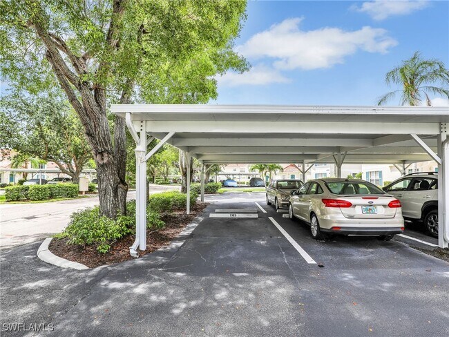 Building Photo - 5015 Cedar Springs Dr