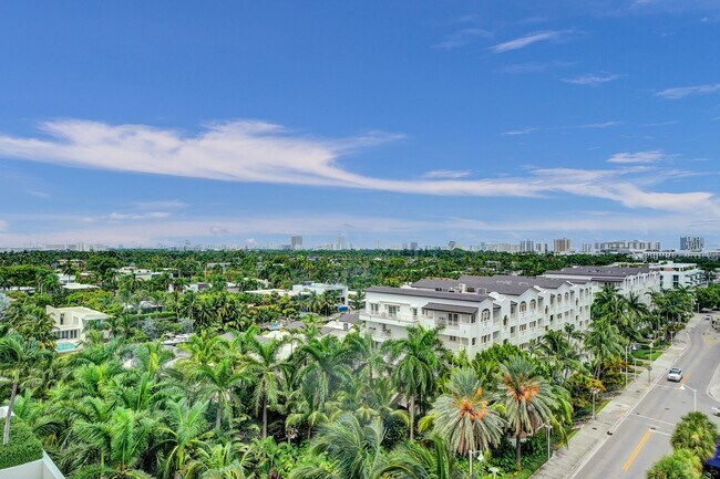 Building Photo - 1900 Sunset Harbour Dr