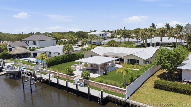 Building Photo - 16 Leeward Cir