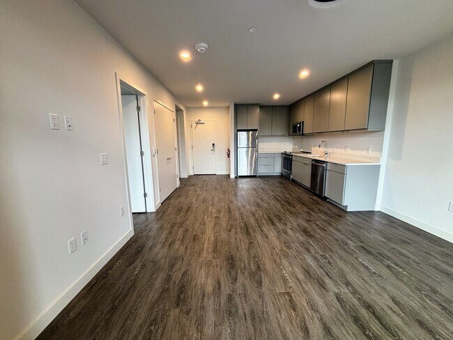 Building Photo - Modern, Light-Filled 2 Bed at One25 – Unit...