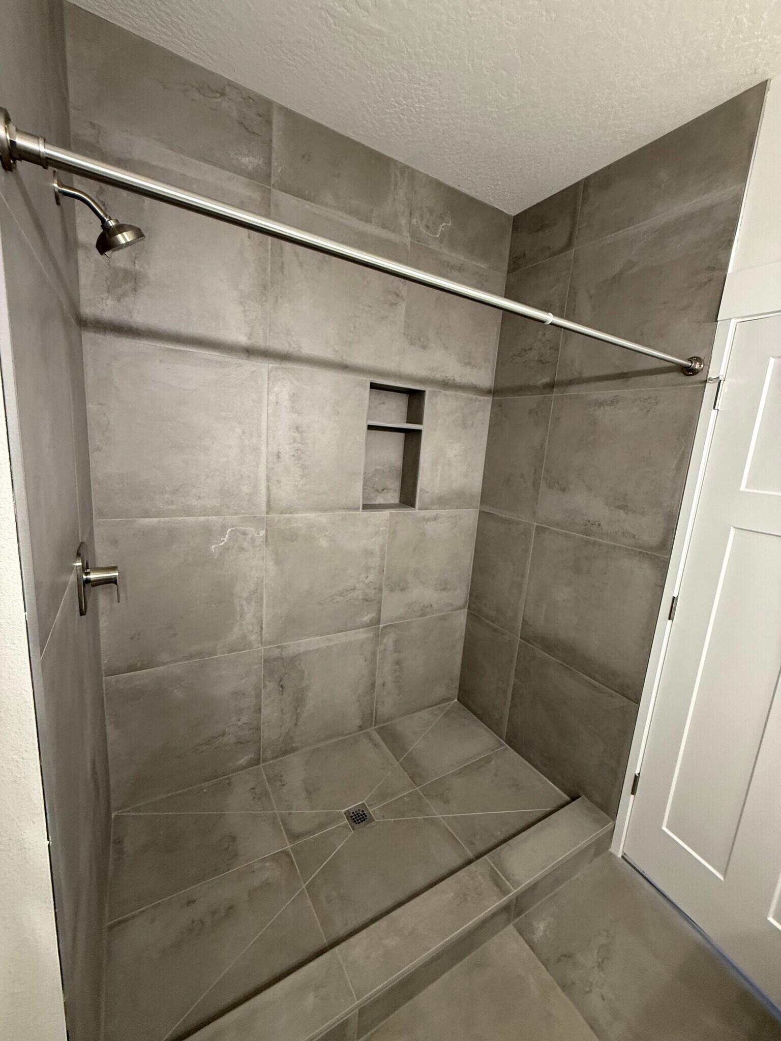 Building Photo - 3127 N Fruitland Ln