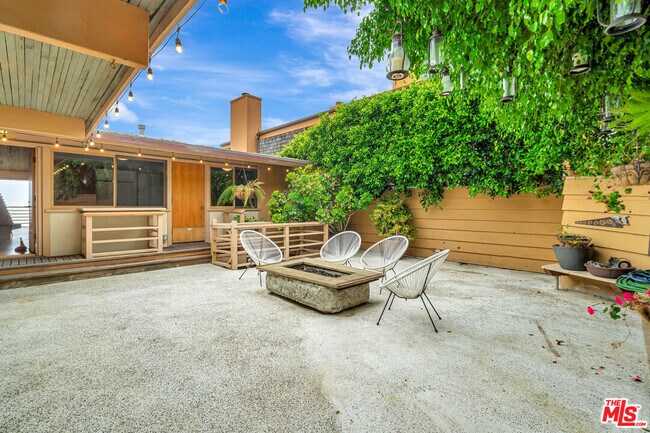 Building Photo - 26636 Latigo Shore Dr