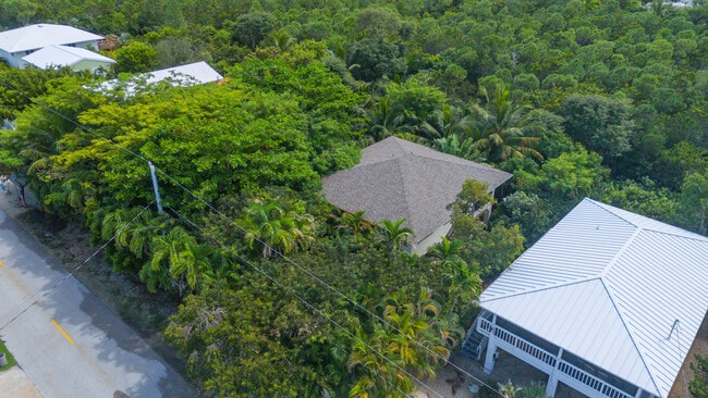 Building Photo - 29850 Journeys End Rd