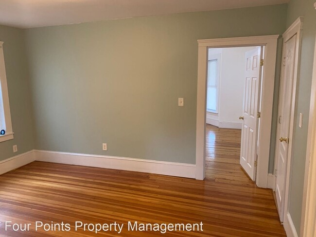 Building Photo - 3 br, 1 bath House - 30 Maple Ave