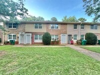 Building Photo - 100 Chalfont Dr