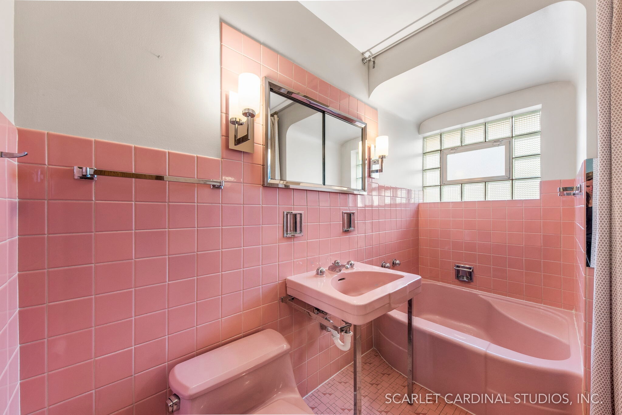 Bathroom 1 - 500 S Madison Ave