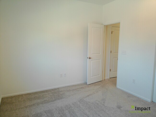 Building Photo - 1656 S Tower Rd