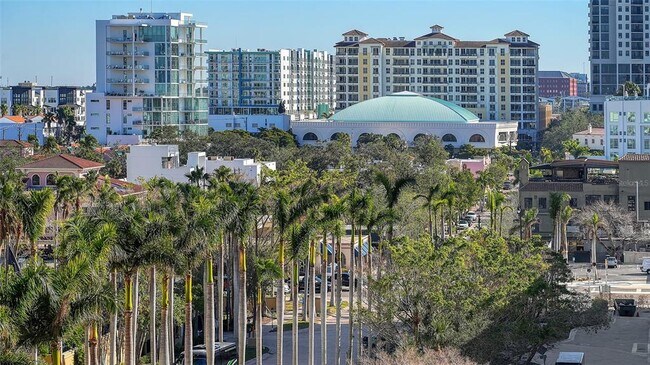 Building Photo - 35 Watergate Dr